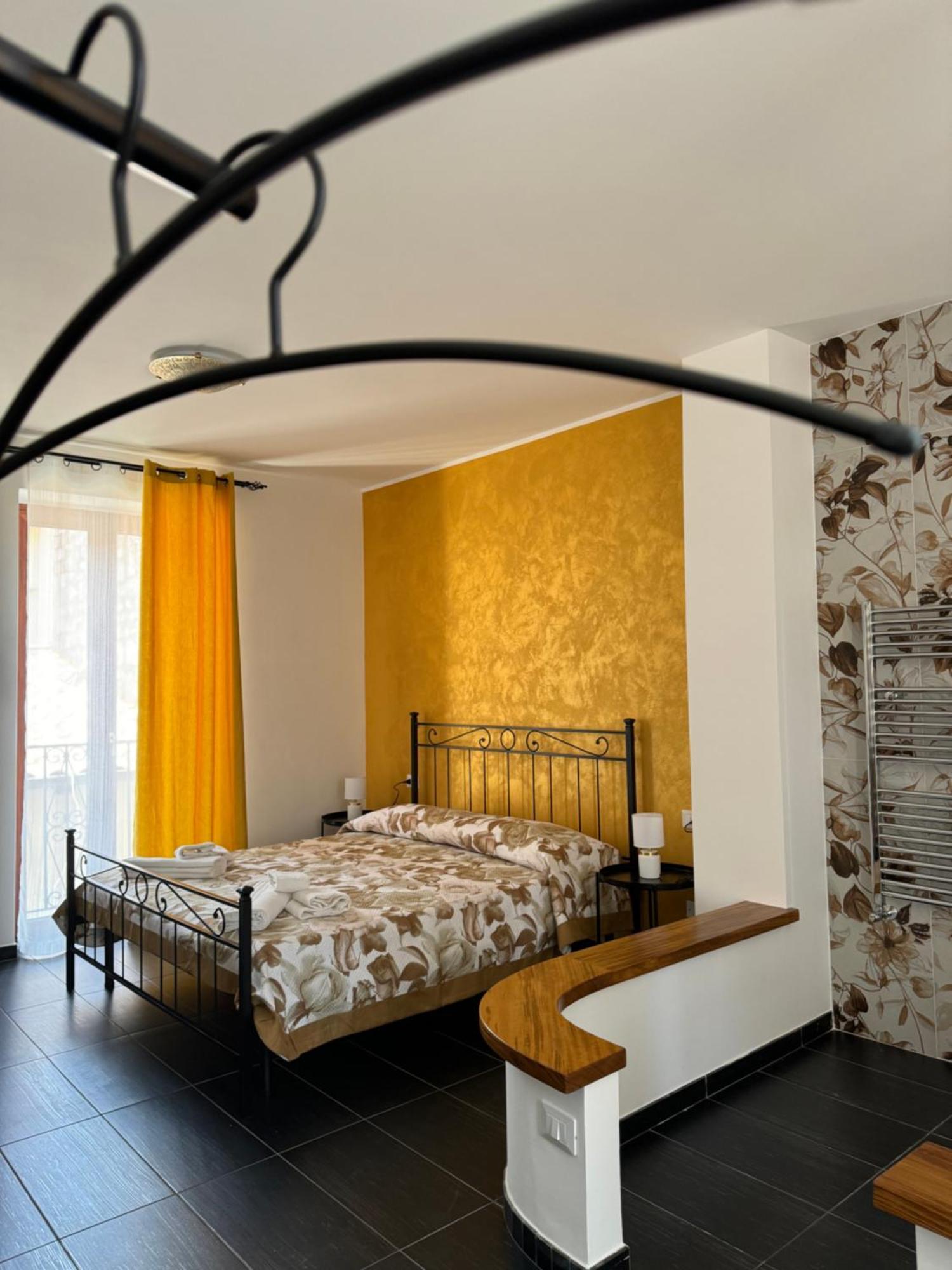 Hotel Il Palazzo Dell'Alto Prelato Fondi Esterno foto